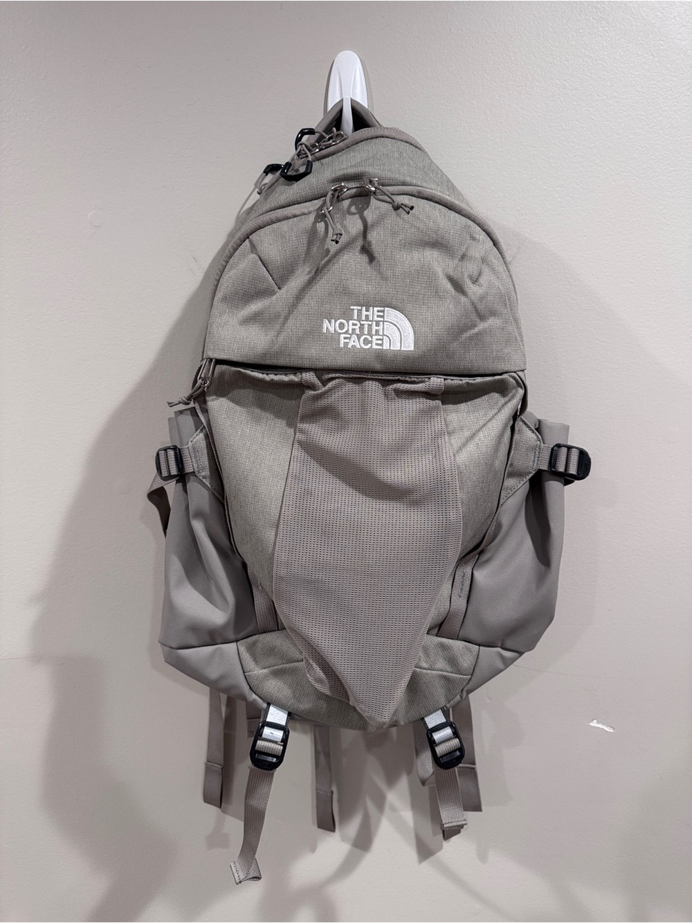 The North Face Women’s Recon Backpack - 30L Stone Slab Light Heather/Stone Slab